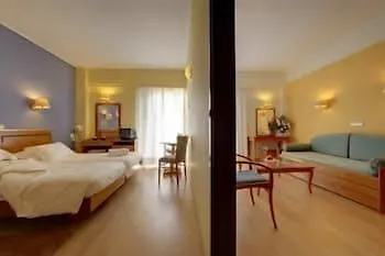 Hotel Esperia 3*