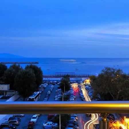 埃斯佩里亚酒店