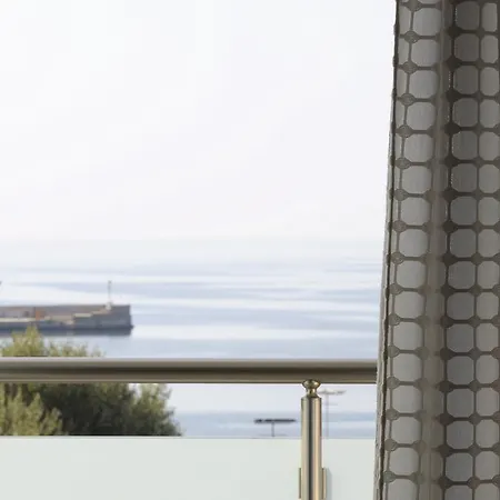 埃斯佩里亚酒店 卡瓦拉