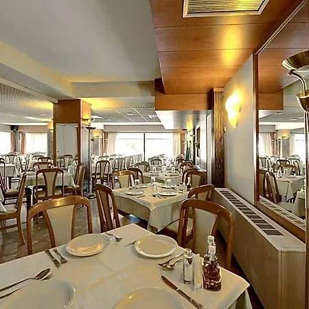 Esperia Hotel