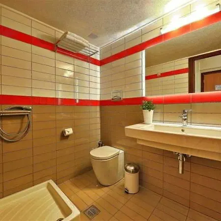 Otel Esperia 3*
