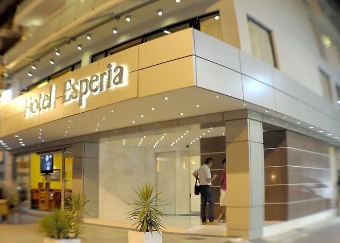 Esperia Hotel 3*